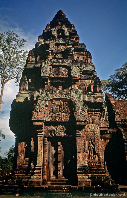 #36 Banteay Srei. being shoved around by hundreds of tourists, rather glad this didn't blur.