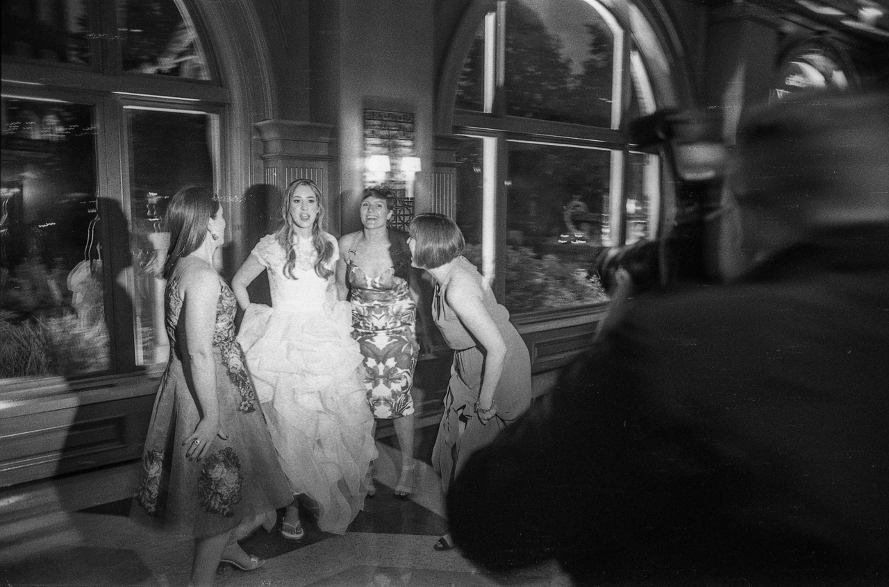 #60 Girlfriend's Pose