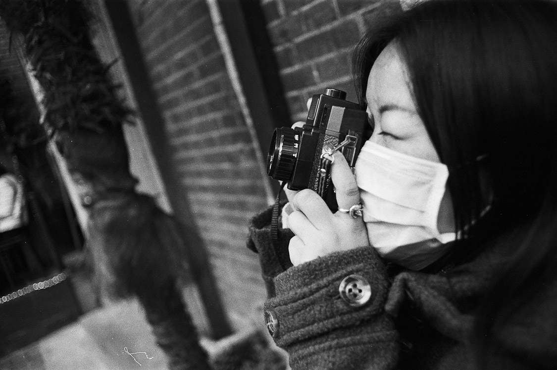 #29 jing taking photos while breathing safely