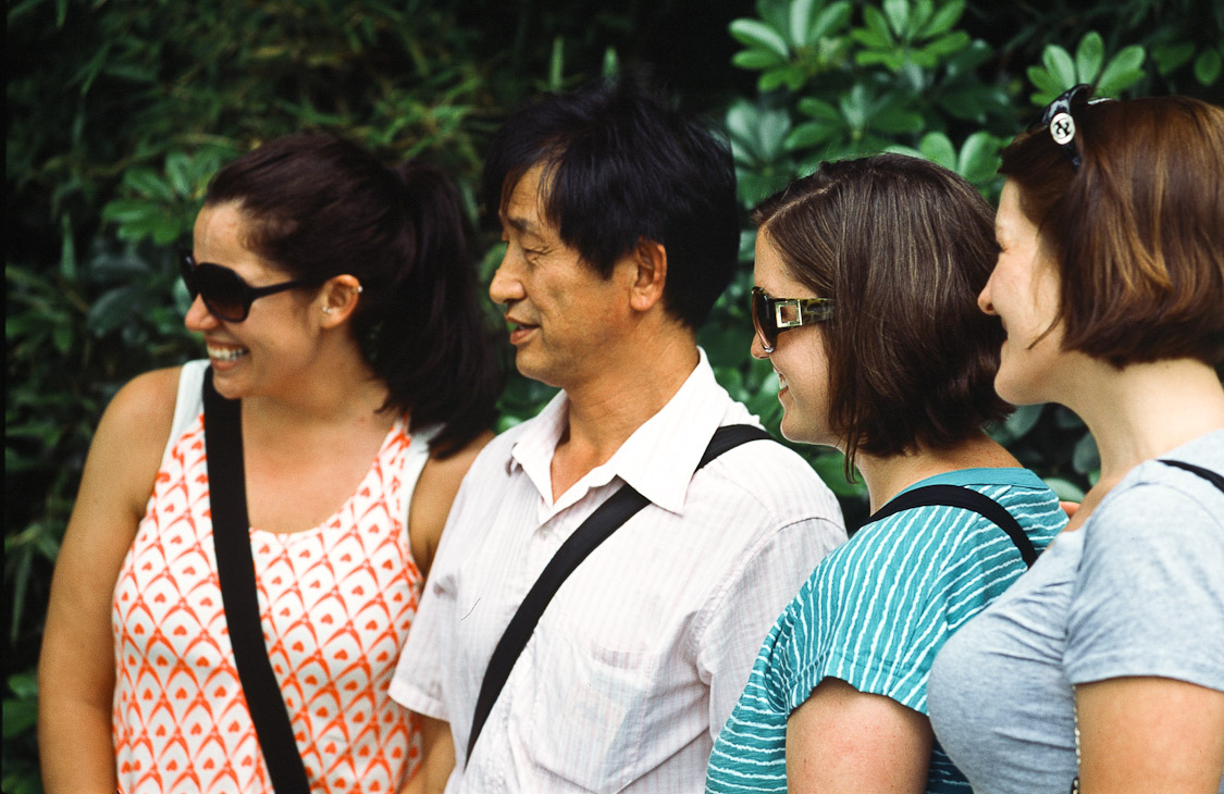 #7 LOOK! WHITE PEOPLE! TAKE MY PICTURE!