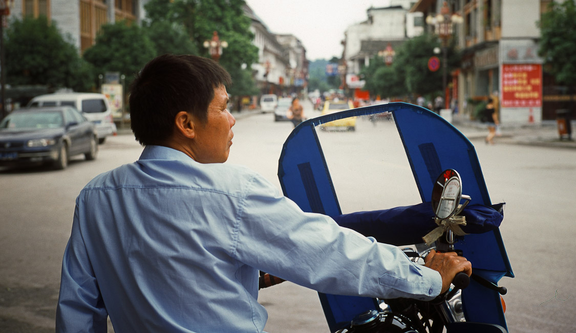 #54 surveying the road in Yangshuo