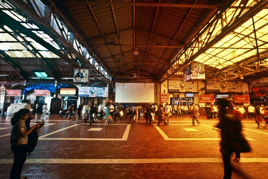 #32 blue and yellow, Chhatrapati Shivaji Terminus, Mumbai