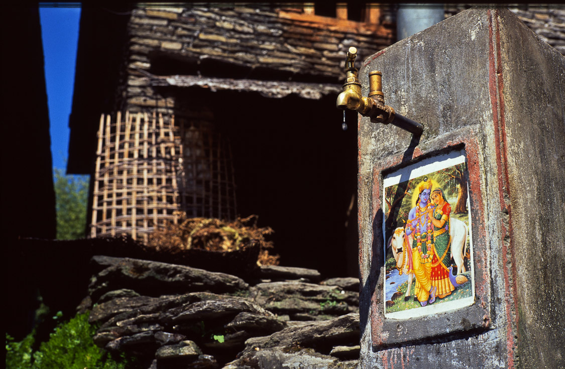 #50 totally caught that drop dripping.