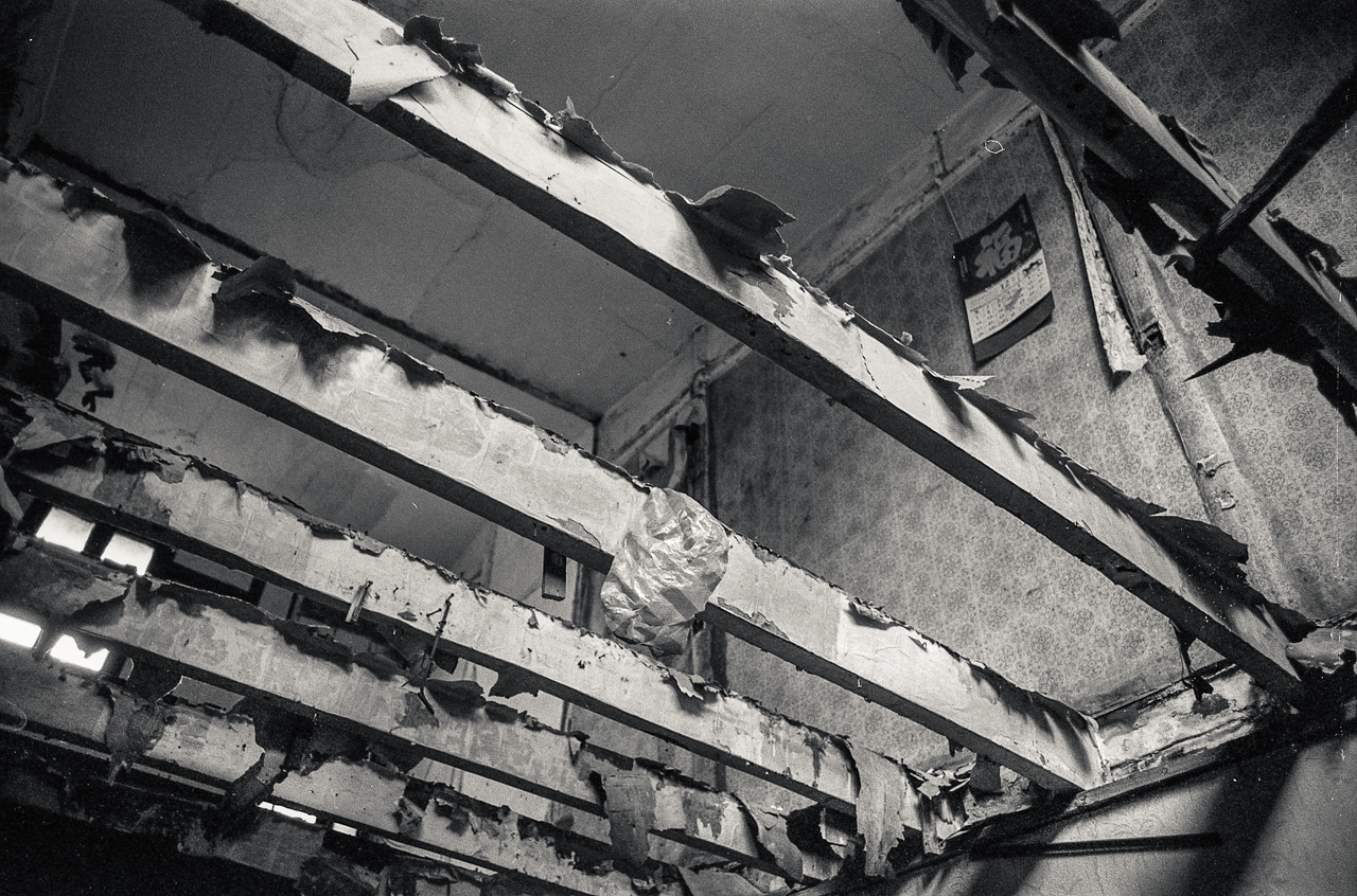 #63 Wallpaper, calendar (this one's 2012 - December) are still there, the floors aren't.