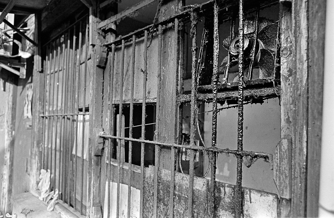 #6 that is one grimy fan