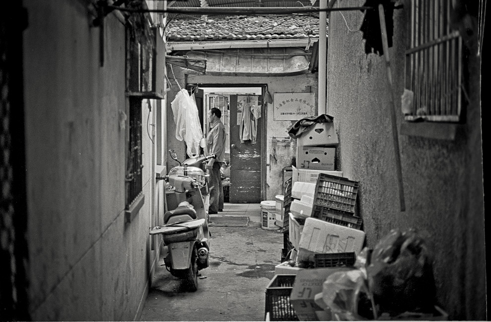 #20 Back alley off Wulumuqi