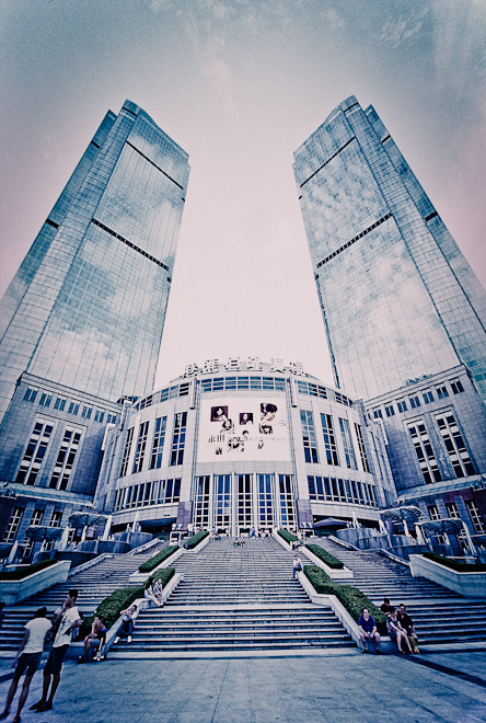 #32 Xujiahui. Overexposed. Mega Bollocks.